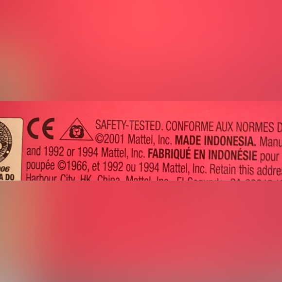 Vintage 2001 Valentine Special Edition Barbie  NIB - Picture 5 of 5